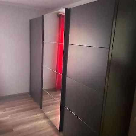 מצינגן Ferienwohnung Outletcity Metzingen מראה חיצוני תמונה
